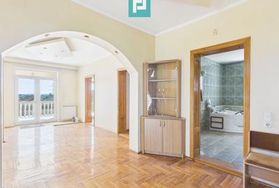 Vila 13 camere, Sanmartin - 6