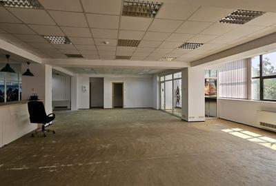 Birou - open space - Expozitiei - 10