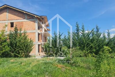 OFERTA LUNII - Apartament 3 camere - 69 mp + balcon de 7 mp - Etaj 1 - 5