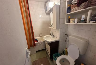 Decomandat cu 2 bai, linga Shopping Cyti - 9