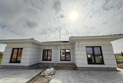 Duplex cu 3 camere în Moșnița Nouă