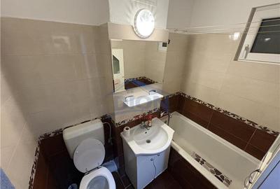 Obregia - Fantana Florilor,  bloc retras de la bulevard - 14