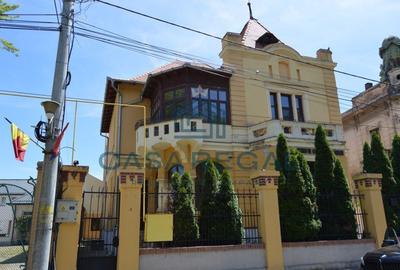 Birou, de 805 mp, în Central