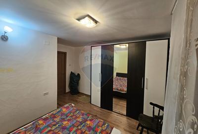 Casă solidă din cărămidă, mobilată, garaj, teren generos – Tarcău - 15