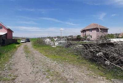 Teren de vanzare 41 arii, Nazna ,intravilan cu toate utilitatile - 1