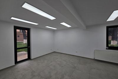 Spațiu comercial ideal pentru birouri cabinet servicii Hunedoara (zonă pietonală - 4