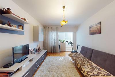 Apartament cu 3 camere decomandat, mobilat în Complex Studențesc