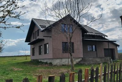 Casă de vânzare în Zona Târgu Neamț - 3