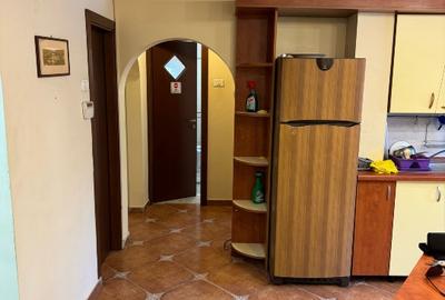 Apartament de inchiriat 3 camere Drumul Sarii - 4