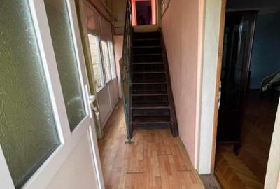 Casa 6 Camere P+1, Targu-Carbunesti - 15