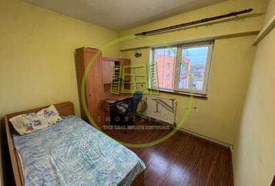 Apartament 3 camere, decomandat, 72mp, cartier 1 Mai, zona Scoala 36 - 6