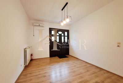 LANGA PUNCTELE CARDINALE. IDEAL PENTRU BIROU. - 11