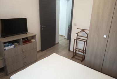 Proprietar vand apartament 3 Camere Complet Renovat Mioritei/ Stefan cel Mare - 2
