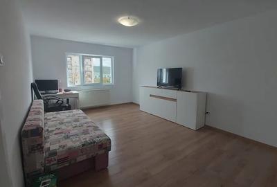 Apartament cu 2 camere decomandat în Cug