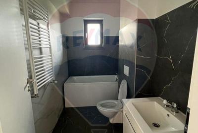 Apartament cu 2 camere de închiriat in bloc nou Valcom Residence III - 4