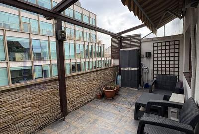 Apartament cu 3 camere, mobilat în Calea Victoriei