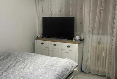 Apartament cu 2 camere decomandat, mobilat în Titan