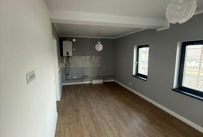 3 camere - Rediu - 71 mp + gradina 35 mp - parcare - 106000 euro - 7