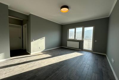 Apartament cu 2 camere semidecomandat în Florești