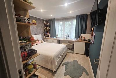 Apartament 3 camere, decomandat, etaj 2/10, zona Tatarasi - 2