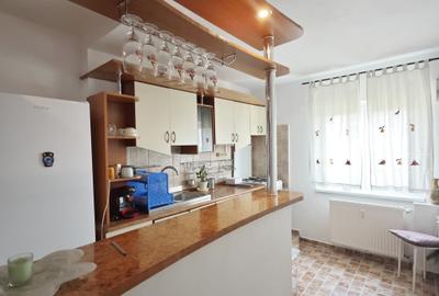 Apartament cu 2 camere decomandat în Aviației