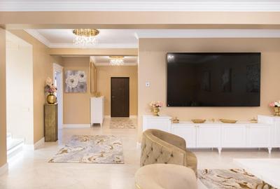 Casă superfinisată, complet mobilată, cu piscină încălzită – 5 camere, 5 băi - 13