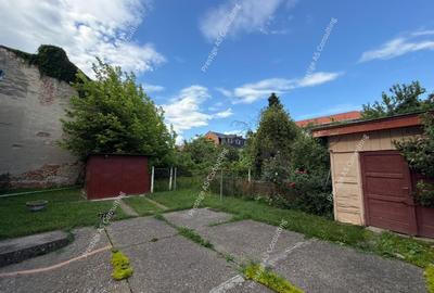 Casa individuala 2 apartamente | 310 mp utili |  clinica / birouri Elisabetin - 16