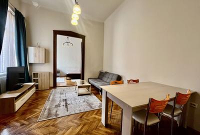 Apartament cu aer nobiliar,  clădire istorică,  zona Unirii - Medicina - 1