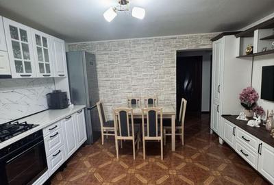 Apartament cu 3 camere, 56 mp, parcare, zona strazii Sobarilor - 3