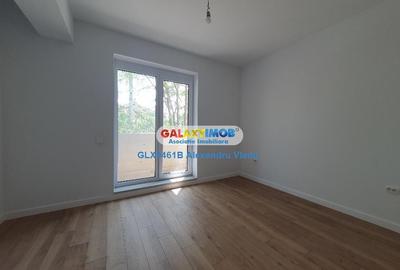 Apartament cu 3 camere semidecomandat în Berceni