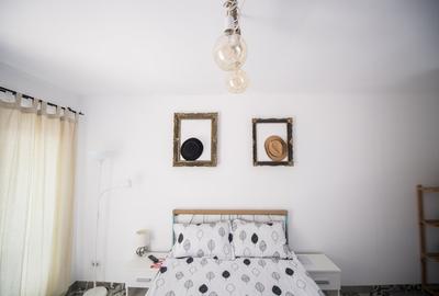 Exclusiv! Pensiune 6 camere - Vama Veche - Centru - 239.000 euro(Cod E8) - 49