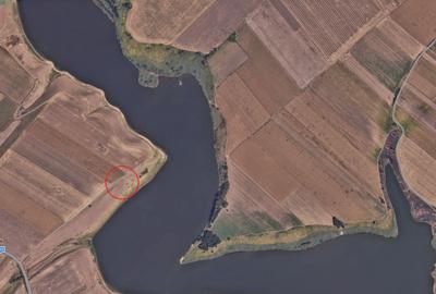 Teren 1001 mp intravilan Fundulea pe malul lacului - 1