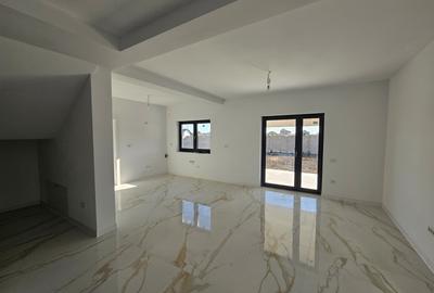 Duplex nou, P+E, 1 apartament la cheie, 1 la alb, Moșnița Veche, comision 0% - 8