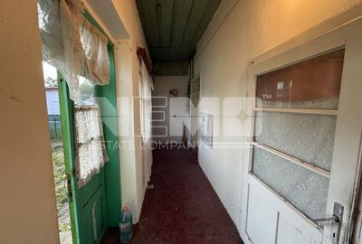 Casă + Teren 1556 mp | Zona Centrală | Front 16 m | 118.000 € - 10
