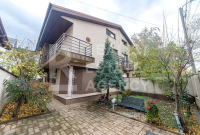 Vânzare, Duplex, 8 camere, zona Militari - 1