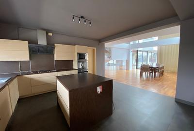 Vila / Birouri / Clinica  650 mp + 3000 mp teren - 7