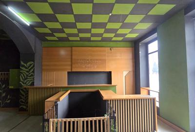 Spatiu comercial ultracentral cu vitrina de 700 mp, Oradea, Bihor - 9