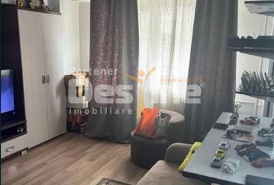 Apartament cu 2 camere semidecomandat, mobilat în 13 Septembrie