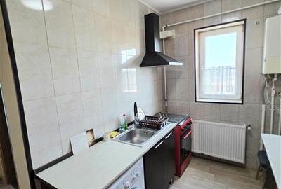 Apartament 2 Camere, Decomandat, Zona Salvare - Scoala 8 - 14