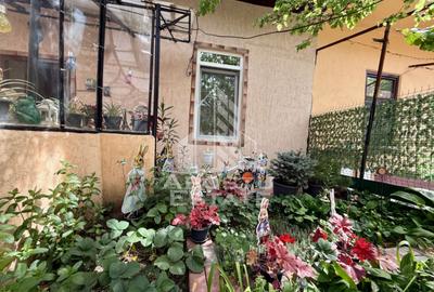 Apartament cu 2 camere si curte de vanzare in Complexul Studentesc - 13