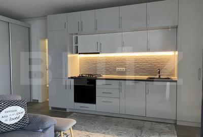 Apartament la cheie, 3 camere, 55 mp, 17 mp terasă, zona Metro - 5