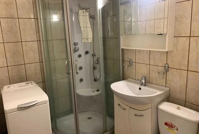 Apartament 2 camere, etajul 3/4, zona Podu Ros - 7