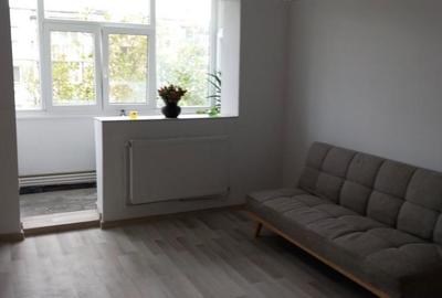 Apartament cu 2 camere decomandat, mobilat în Tomis III
