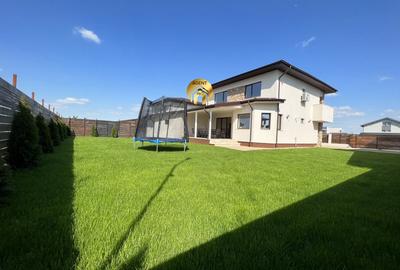 Vila Individuala 5 camere Cu Magazie si Pivnita - 530mp Teren! - 2