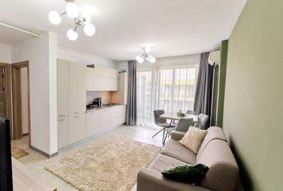 Apartament cu 3 camere decomandat în Mamaia-Sat