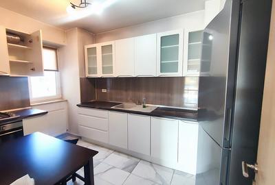 Unirii- Matei Basarab - 3 camere lux- centrala proprie +2 locuri parcare - 5