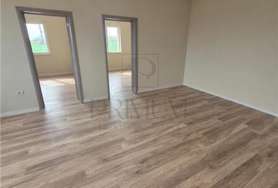 Duplex pe parter - 3 dormitoare - zona foarte buna - gata de mutat - 12