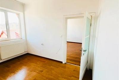 Apartament 2 camere, etaj intermediar. Zona Centrul Civic Afi - 4