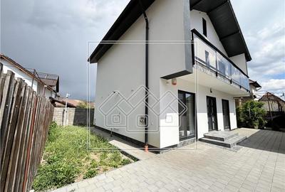 Casa de vanzare in Sibiu - noua, individuala, teren 335 mp - zona buna - 2