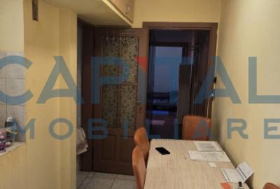 Apartament 3 camere/ Etaj 2 /Locatie excelenta- ideal  locuinta sau investitie - 2
